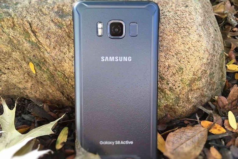 Samsung Galaxy S8 Active có thiết kế hầm hồ