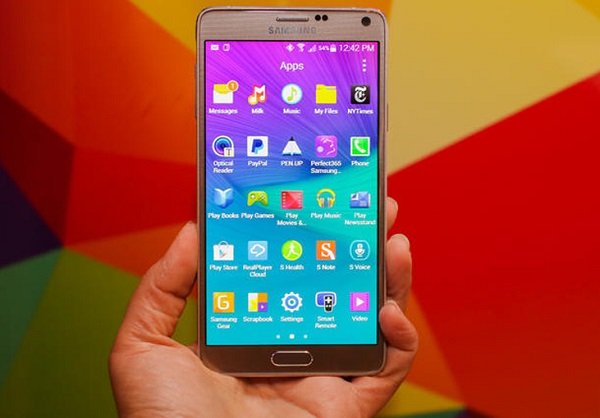 Samsung Galaxy Note 4 cũ có màn hình 4K ấn tượng