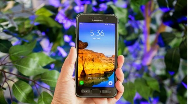 Samsung Galaxy S7 Active có màn hình Quad HD ấn tượng