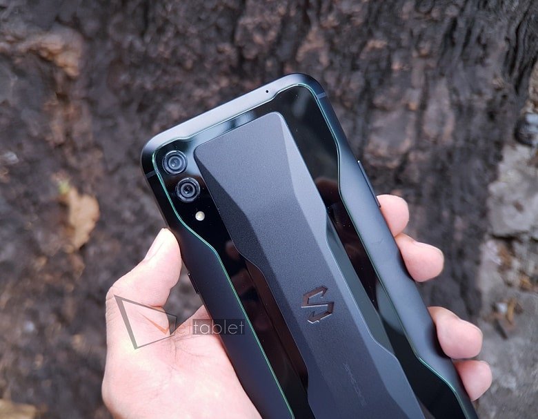 Xiaomi Black Shark 2 thiết kế tinh tế