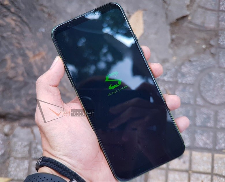 Xiaomi Black Shark 2 cấu hình khủng, thiết kế nam tính