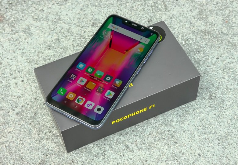 Xiaomi Pocophone F1 smartphone giá tầm trung cấu hình khủng