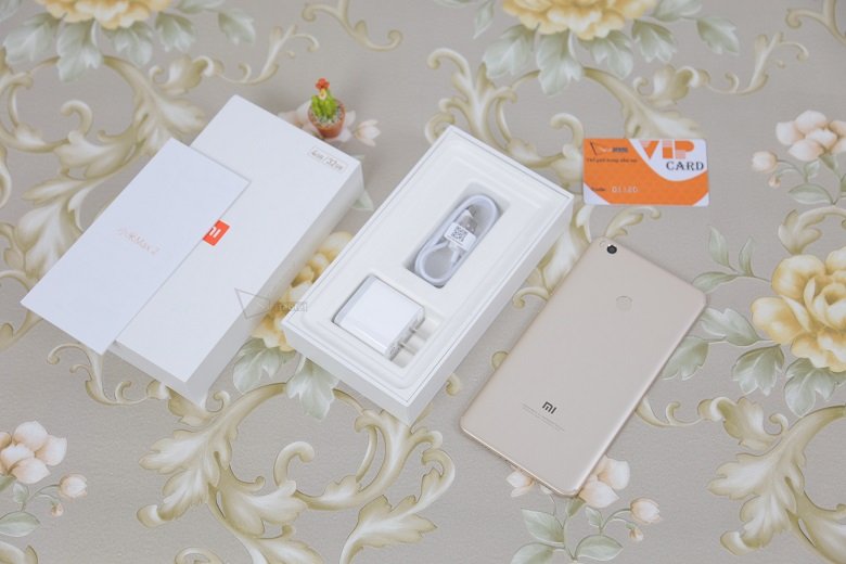 Giá Xiaomi Mi Max 2 tại Viettablet chưa đến 4 triệu đồng