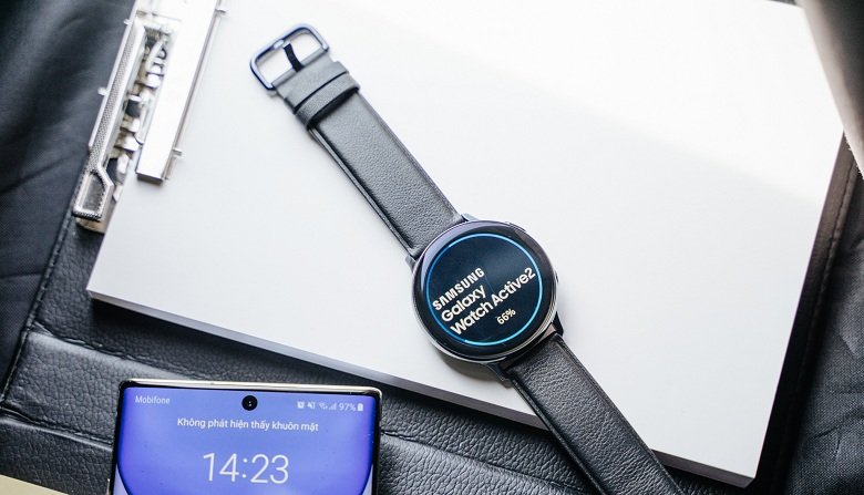 thiết kế Samsung Galaxy Watch Active 2 40mm