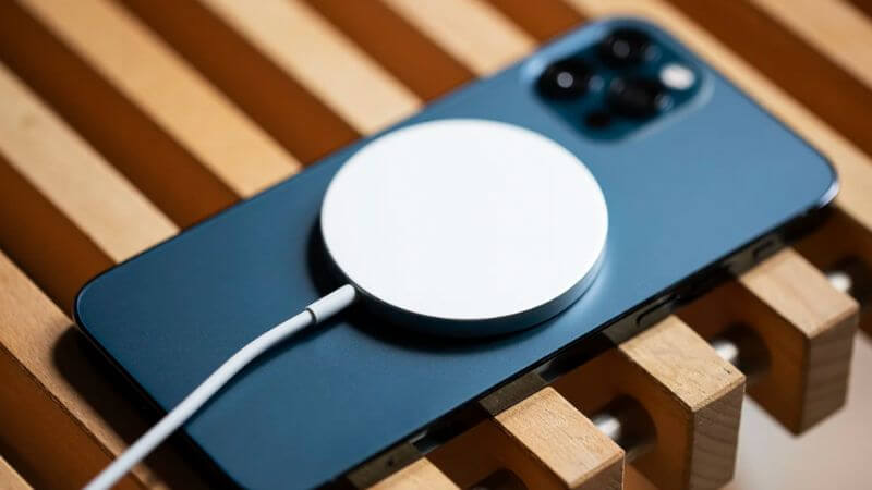 Sạc không dây MagSafe