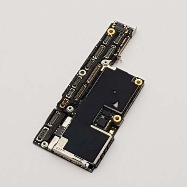 IC nguồn và mainboard iPhone 12 Pro Max