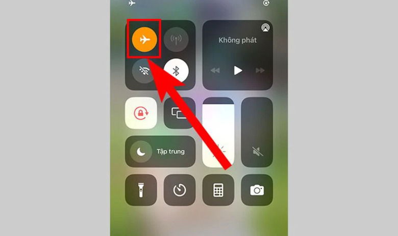 Chế độ máy bay hoặc thiết lập mạng chưa đúng