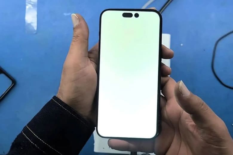 Màn hình trắng xóa không hiển thị nội dung