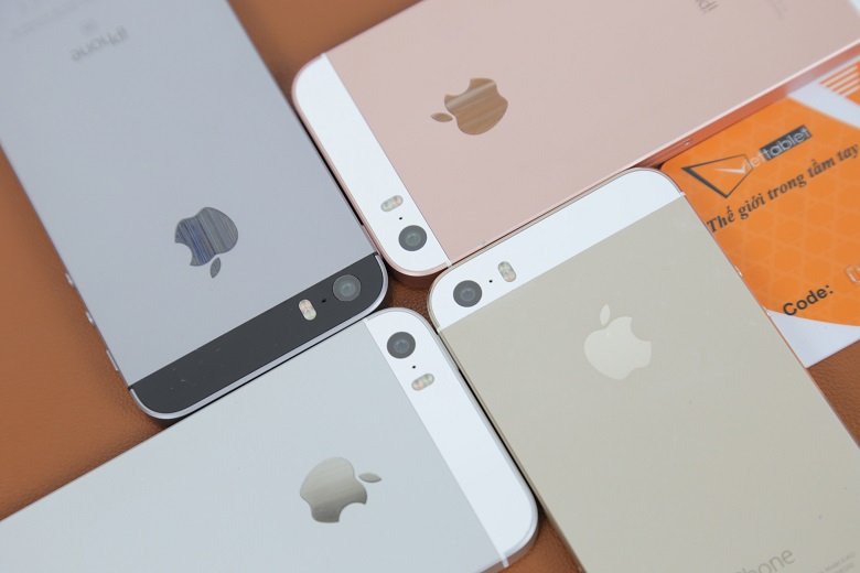 iPhone SE không có sự chênh lệch giá với màu 