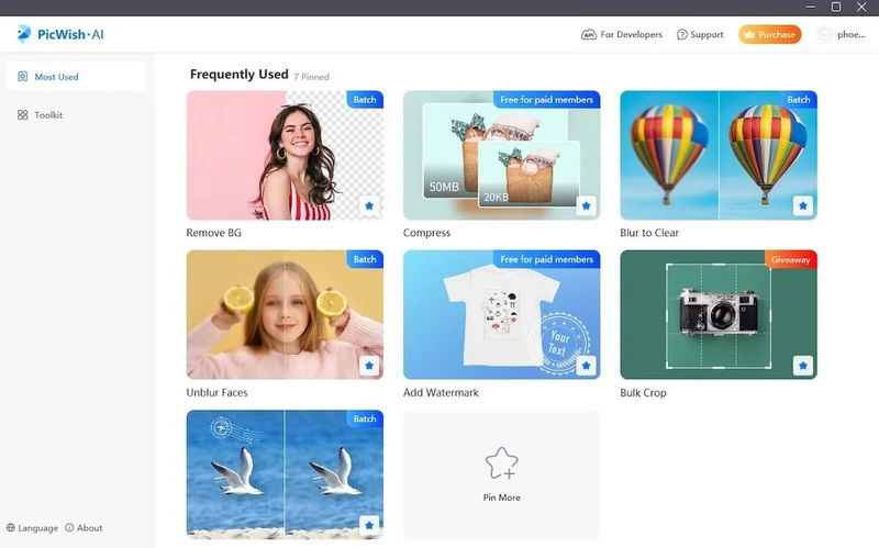 PicWish nổi bật với khả năng khôi phục ảnh cũ và chân dung bị mờ