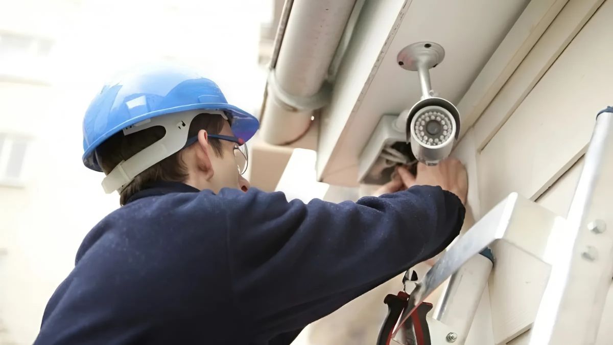 Bảo trì và cập nhật phần mềm