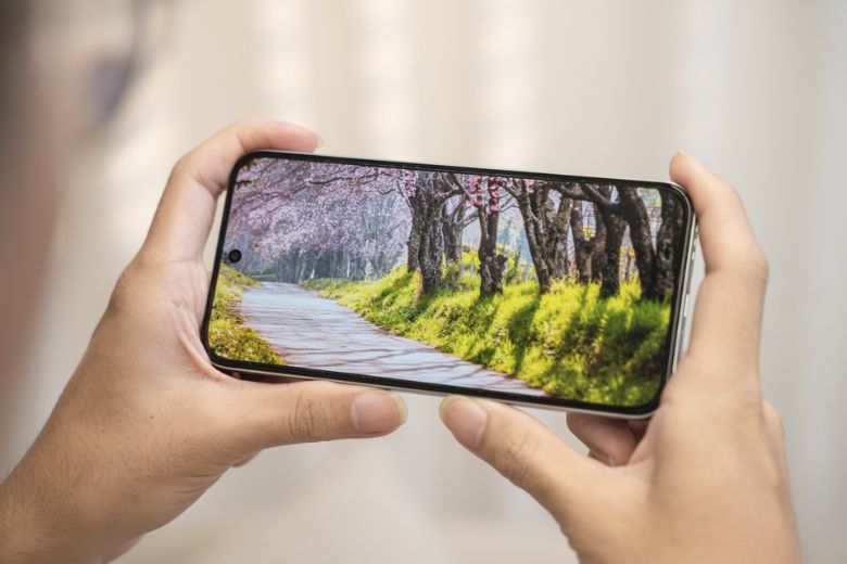 Đánh giá Oppo A7 Pro 3