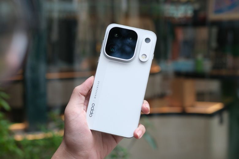 Đánh giá Oppo Find X10 Pro Max 2