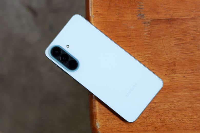 Đánh giá Samsung Galaxy A57 5G 7