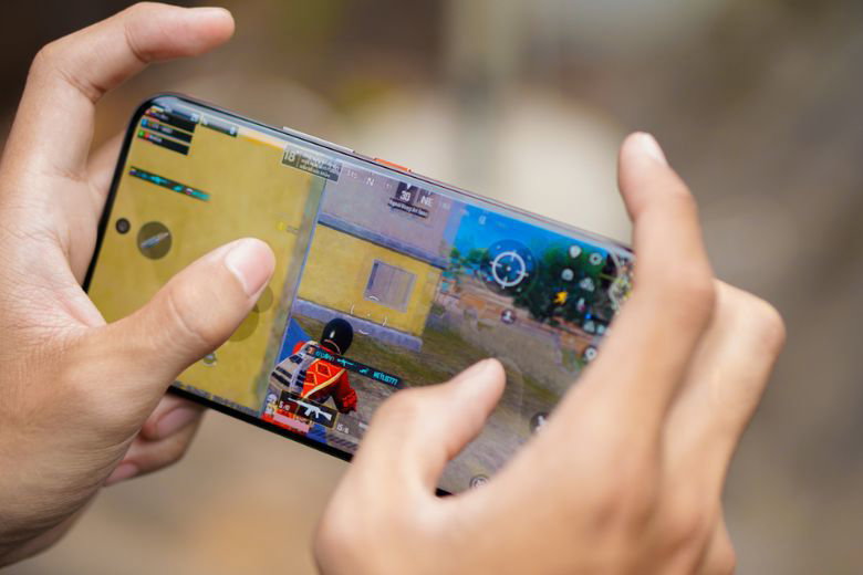 Đánh giá Tecno Pova Curve 2 4
