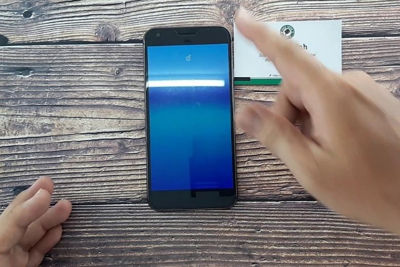 Google Pixel bị treo logo 2