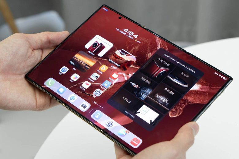 Huawei Mate XT 2 2