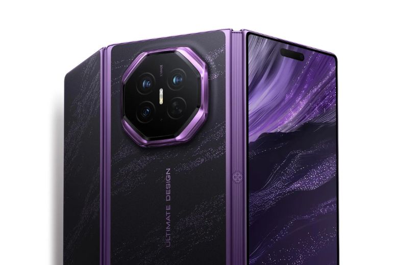 Huawei Mate XT 2 4
