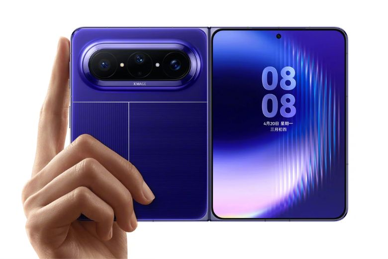 Huawei Pura X Max 1