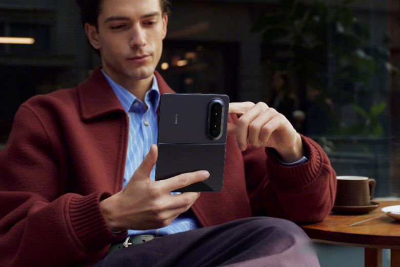 Huawei Pura X Max 5