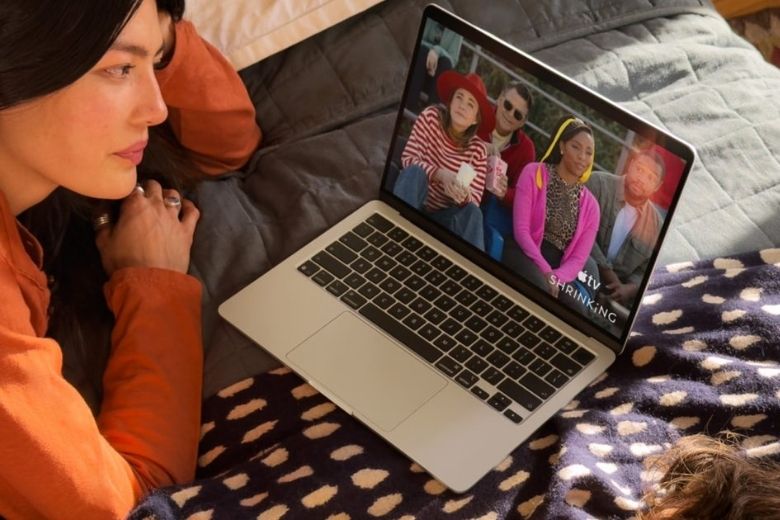 MacBook Air M5 13 inch 6