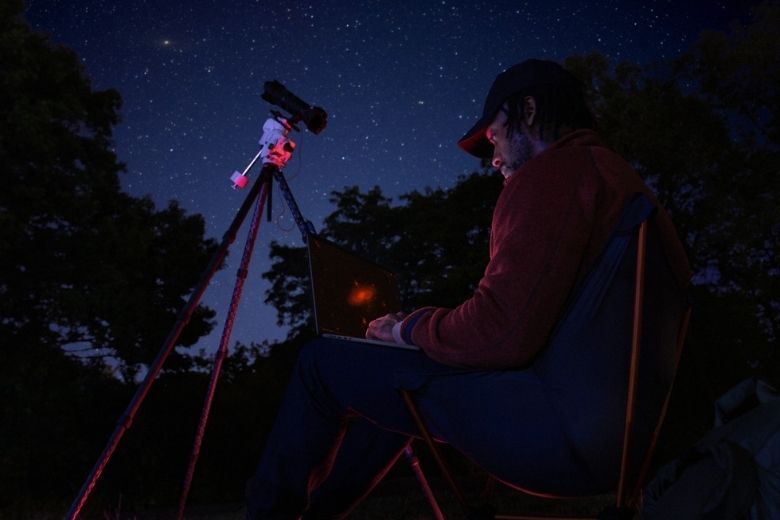 MacBook Pro M5 Max 8