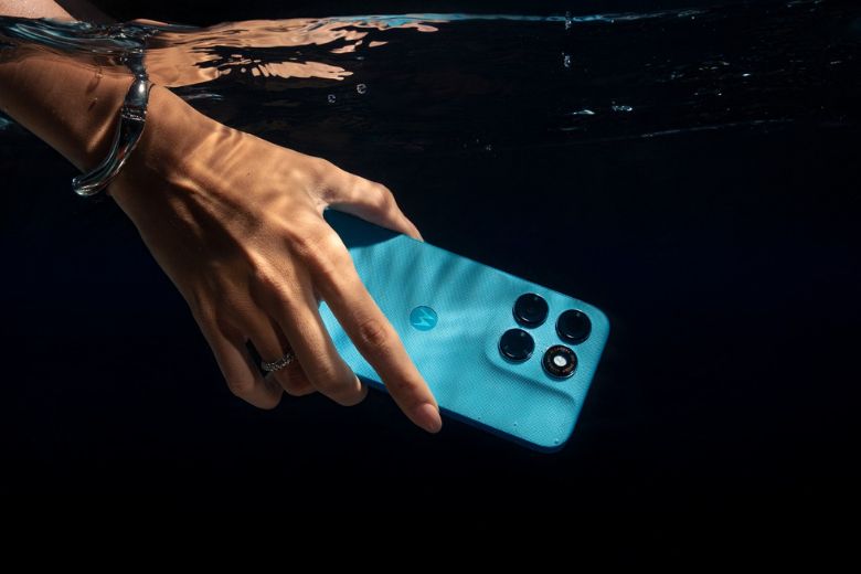 Motorola Moto G87 2