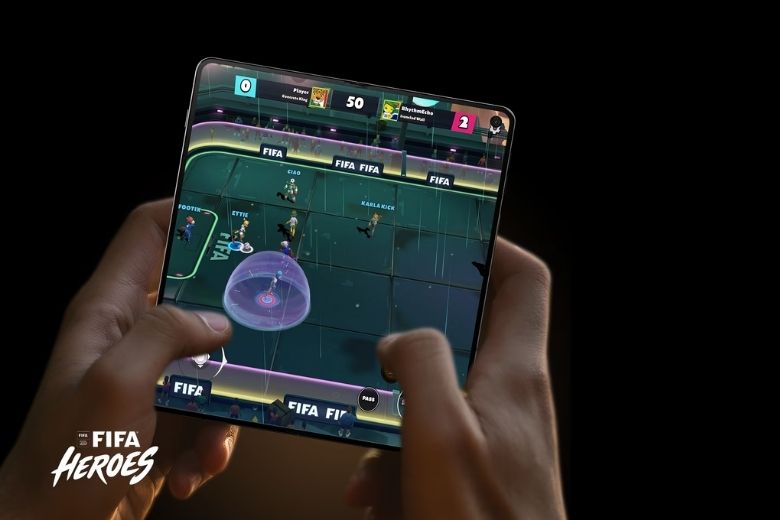 Motorola Razr Fold 5