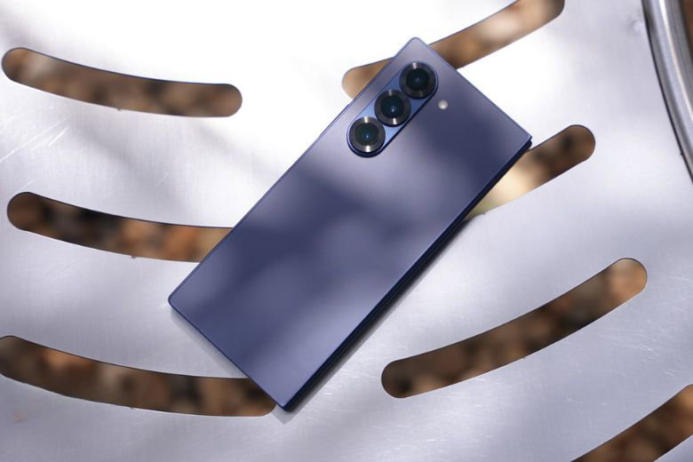 Samsung Galaxy Z Fold6 cũ 2