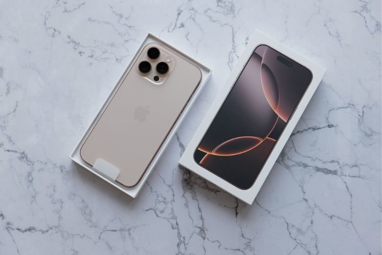 Top 10 điện thoại đang giảm giá mạnh dịp 30/4 - 1/5 5