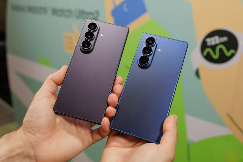 So sánh Galaxy Z Fold8 Ultra và Galaxy Z Fold7 7