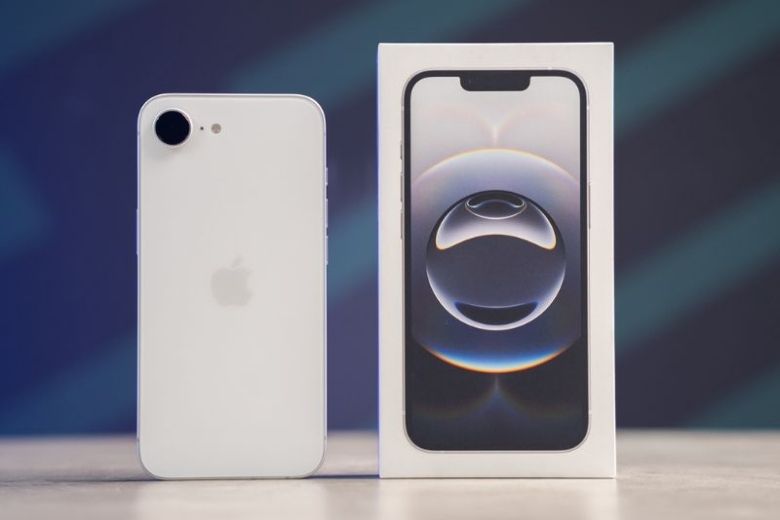 iPhone 17e và iPhone 16e 7