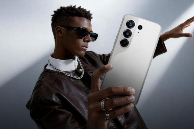 Tecno Camon 50 Pro 1