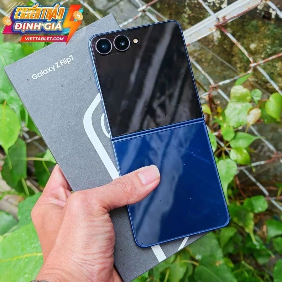 Samsung Galaxy Z Flip7