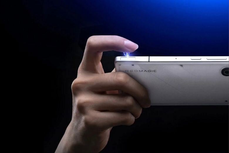 ZTE Nubia Red Magic 11 Air 4