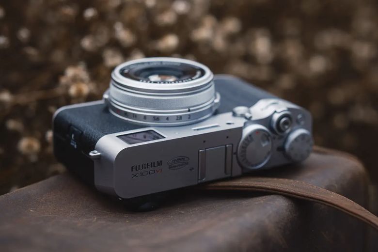 Camera chụp ảnh quay phim 6