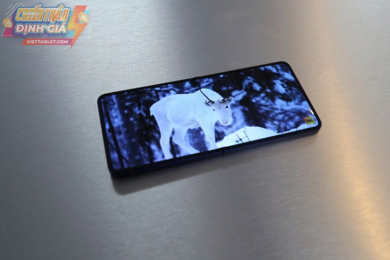 Samsung Galaxy Z Flip 7 3