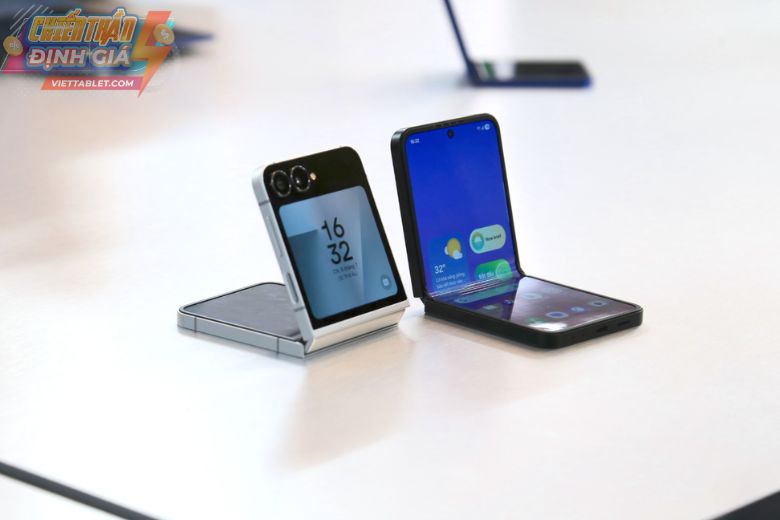 Đánh giá Samsung Galaxy Z Flip7 FE 4