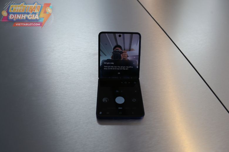Đánh giá Samsung Galaxy Z Flip7 FE 5