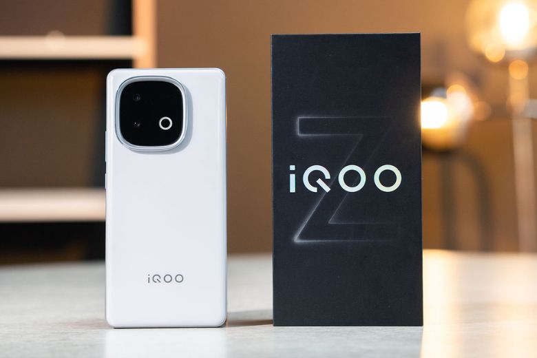 iQOO Z10 Turbo 1