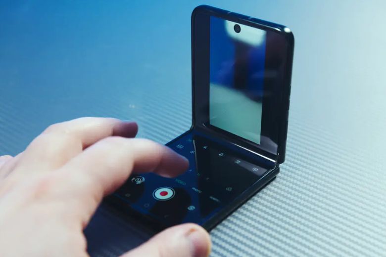 Motorola Razr 60 Ultra 7