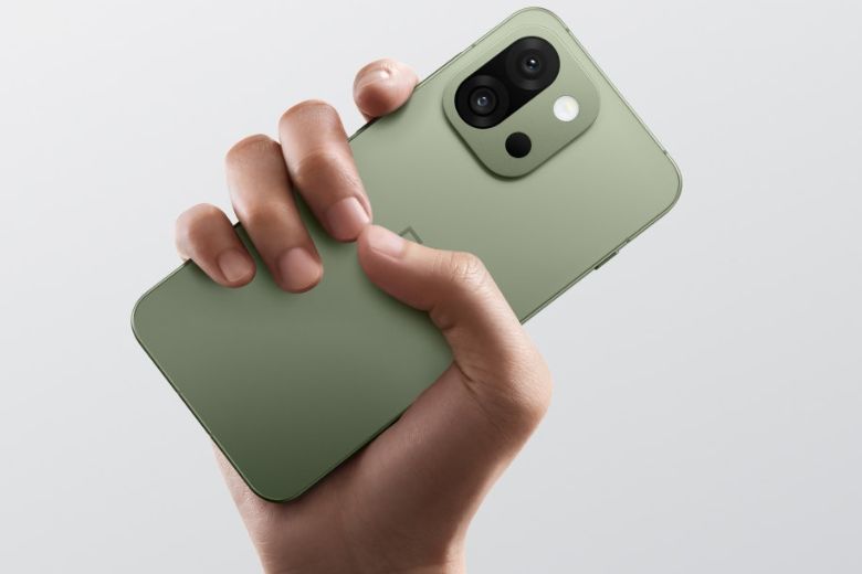 OnePlus 13s 6