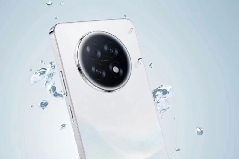 Oppo A6 Max 6