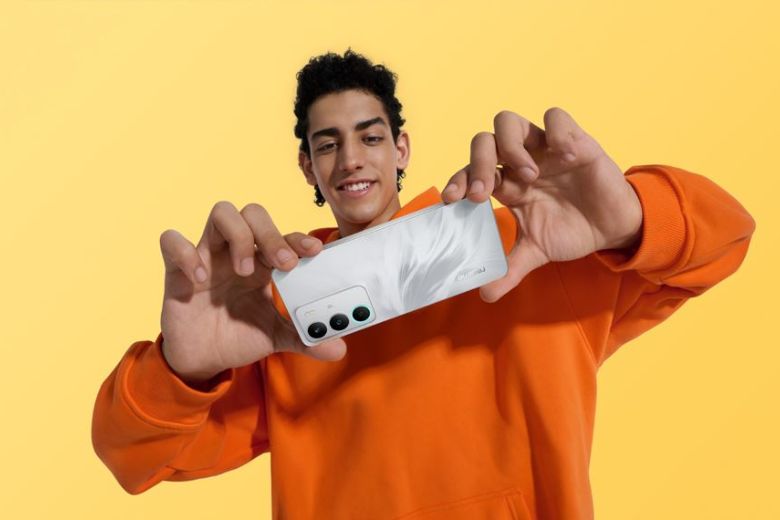Realme C71 7