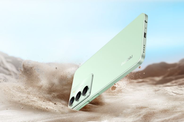 Realme C73 3