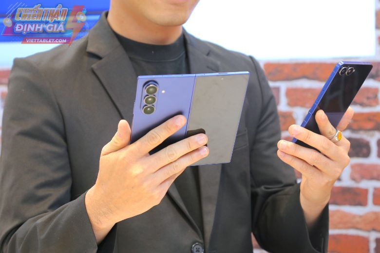 Samsung Galaxy Z Fold 7 8
