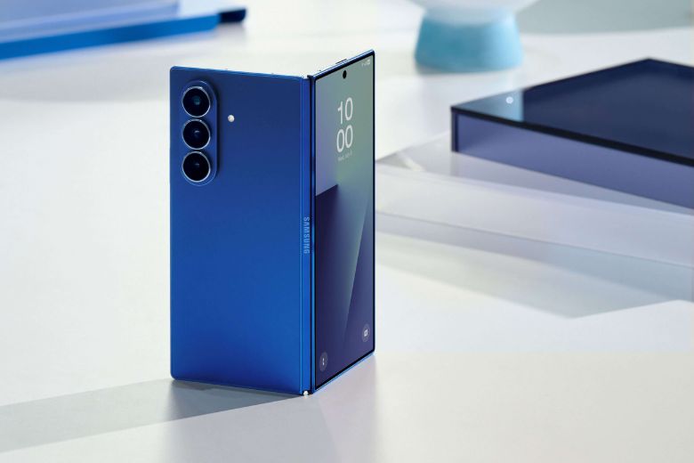 Samsung Galaxy Z Fold7 Master Your Move 5
