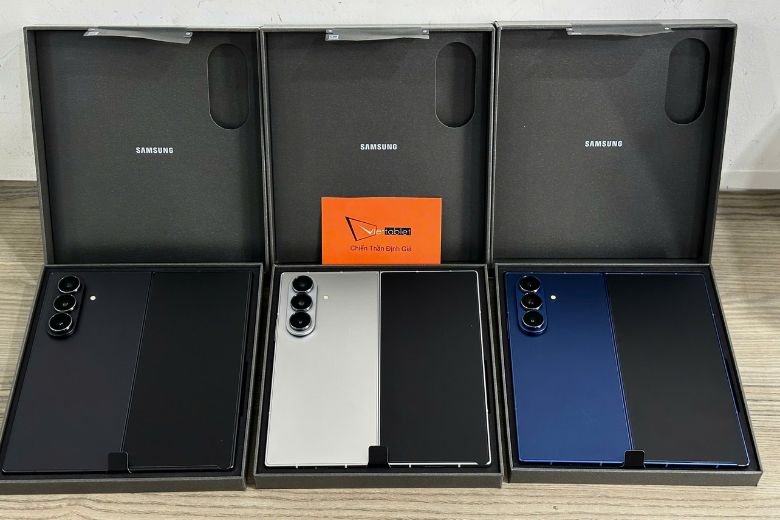 Samsung Galaxy Z Fold7 3