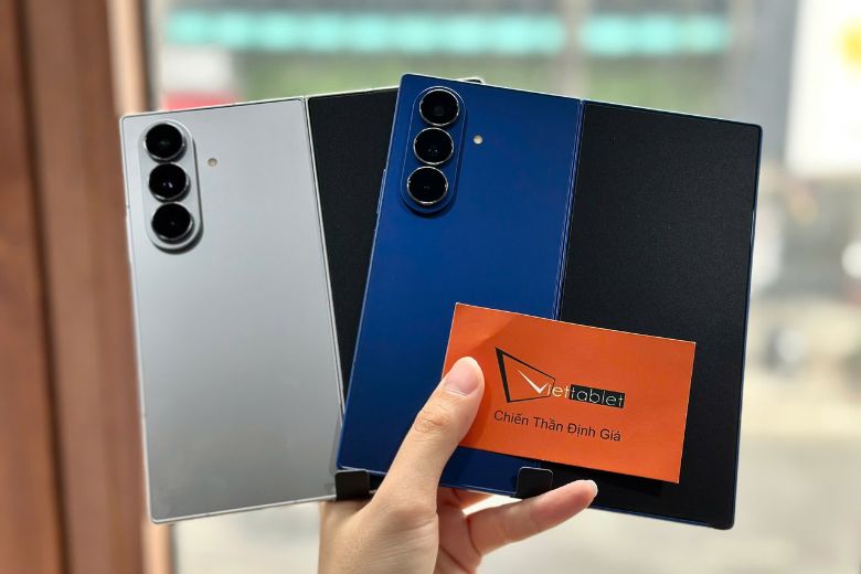Samsung Galaxy Z Fold7 5