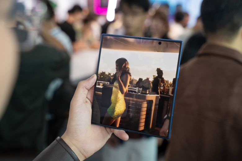 Samsung Galaxy Z Fold7 4